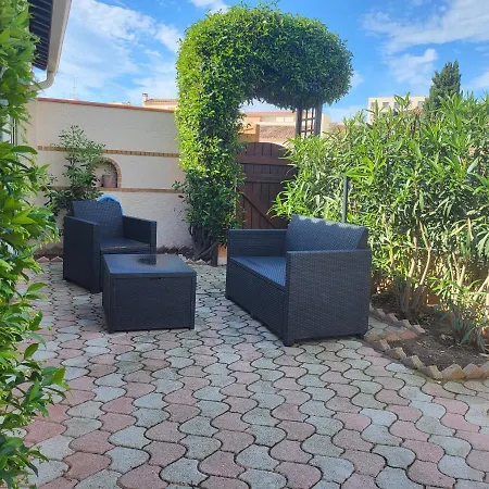 Au Calme A 200m De La De Rochelongue アグド