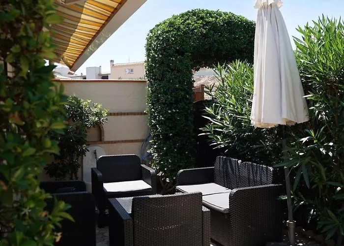 Au Calme A 200m De La De Rochelongue 別荘 *