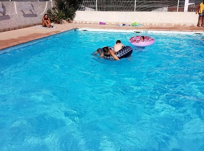 Au Calme A 200m De La De Rochelongue Nyaraló *